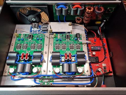 Industrial HF Pulse 2kw Amplifier 1-40 MHz